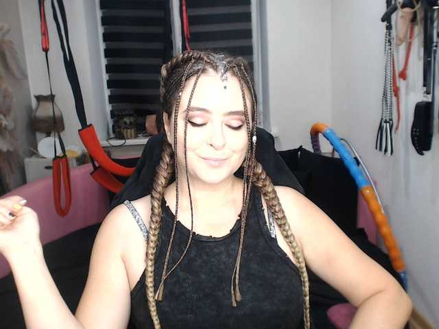 missGODDESS live cam on BongaCams