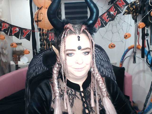 missGODDESS live cam on BongaCams