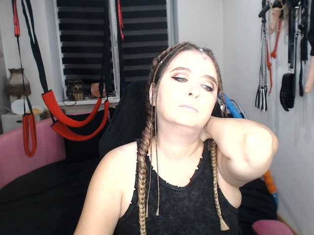missGODDESS live cam on BongaCams