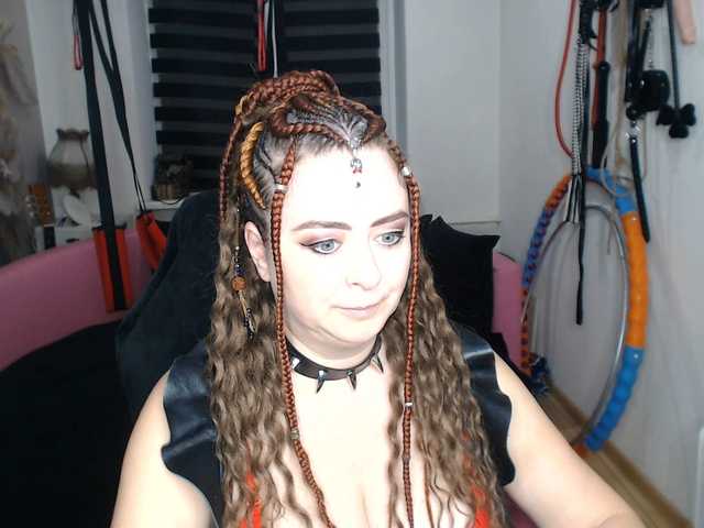 missGODDESS live cam on BongaCams