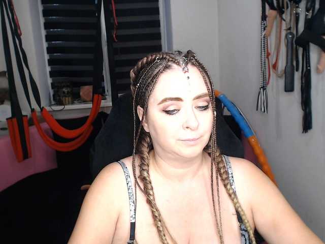 missGODDESS live cam on BongaCams