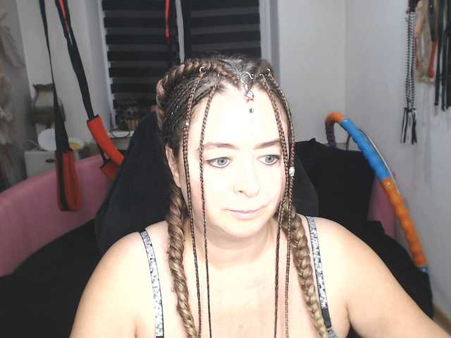 missGODDESS live cam on BongaCams