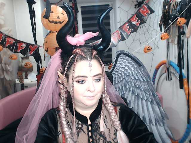 missGODDESS live cam on BongaCams