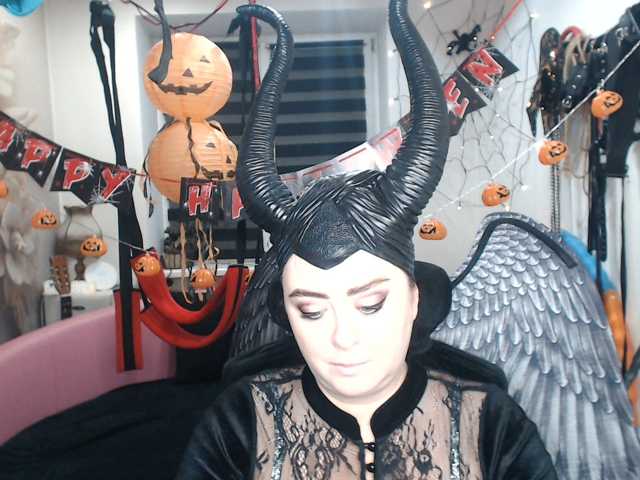 missGODDESS live cam on BongaCams