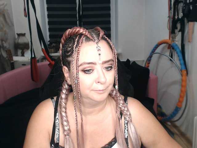 missGODDESS live cam preview