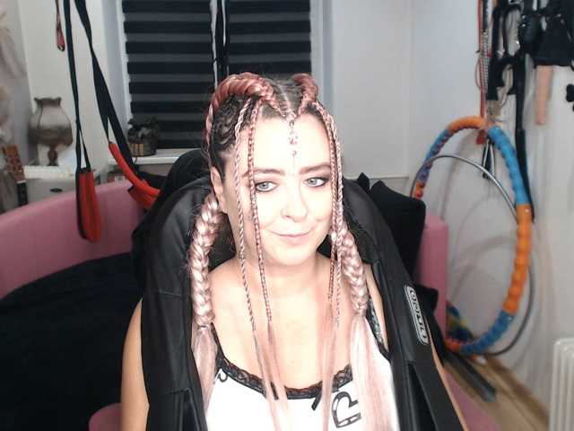 missGODDESS live cam preview