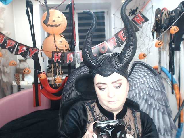 missGODDESS live cam on BongaCams