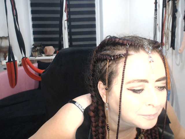 missGODDESS live cam on BongaCams
