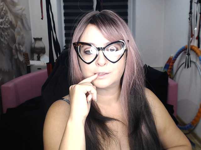 missGODDESS live cam on BongaCams