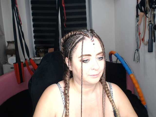 missGODDESS live cam on BongaCams