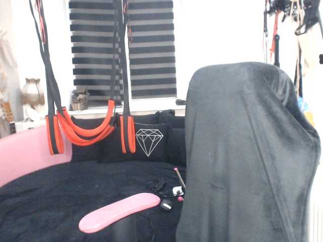 missGODDESS's BongaCams show and profile