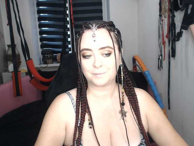 missGODDESS live cam on BongaCams
