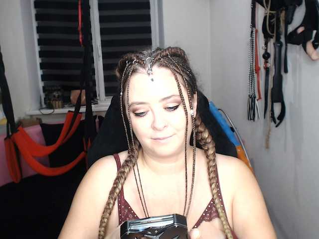 missGODDESS live cam on BongaCams