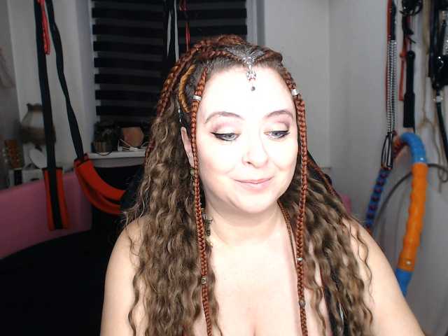 missGODDESS live cam on BongaCams