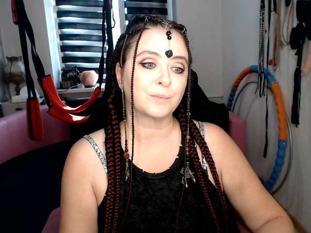 missGODDESS live cam on BongaCams