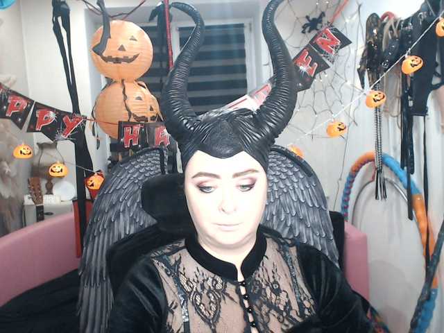 missGODDESS live cam on BongaCams