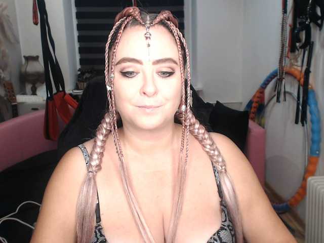 missGODDESS live cam preview