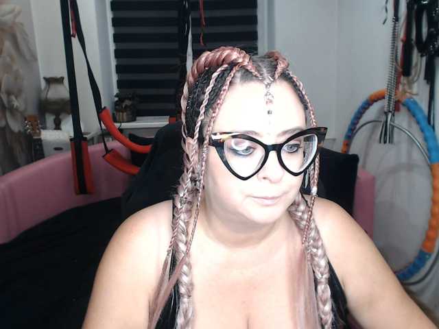 missGODDESS live cam preview