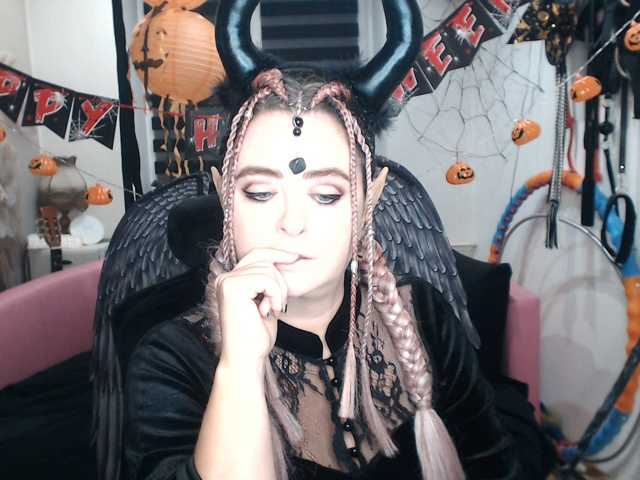 Missgoddess live cam