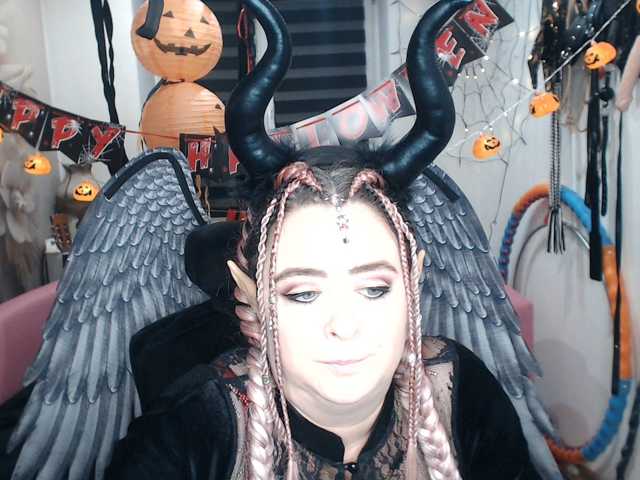 missGODDESS live cam on BongaCams