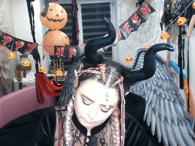 missGODDESS live cam on BongaCams