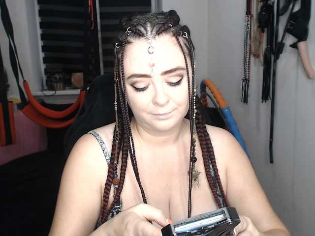 missGODDESS live cam on BongaCams