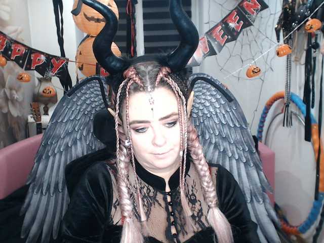 missGODDESS live cam on BongaCams