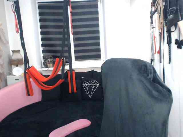 missGODDESS webcam