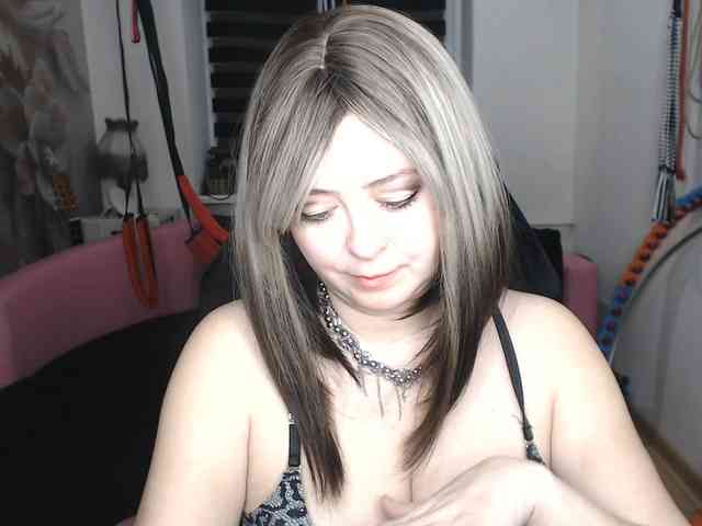 missGODDESS webcam