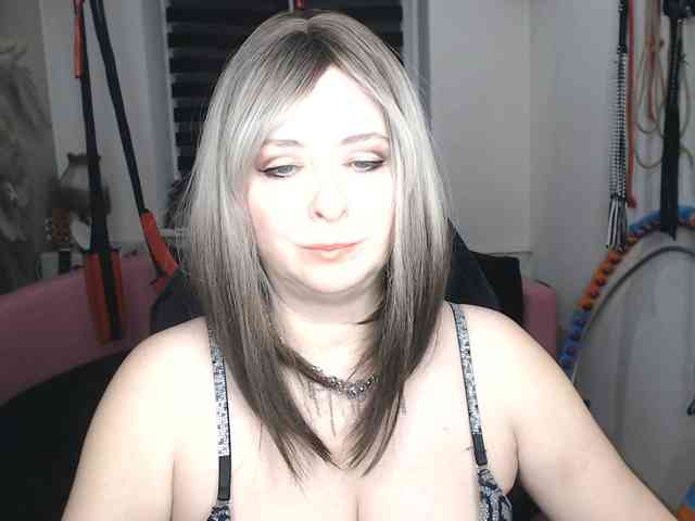 missGODDESS webcam
