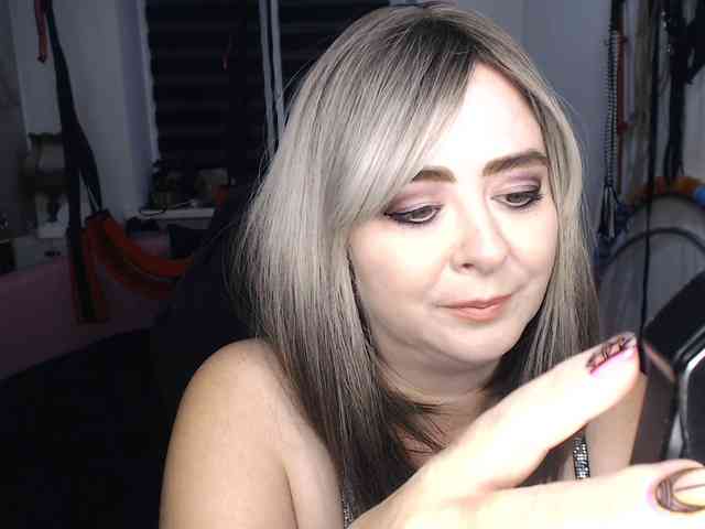missGODDESS webcam