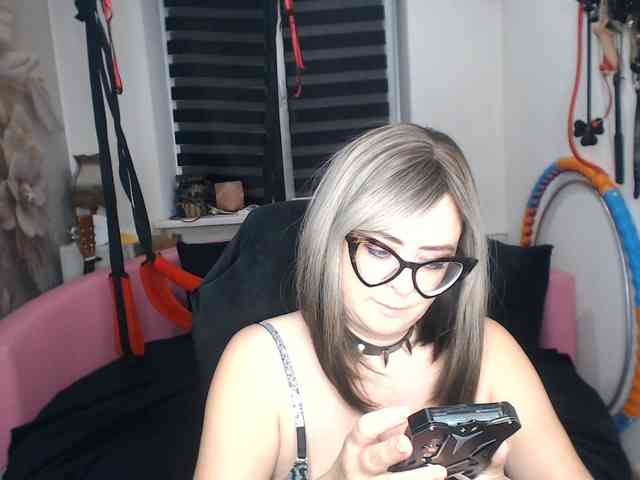 missGODDESS webcam