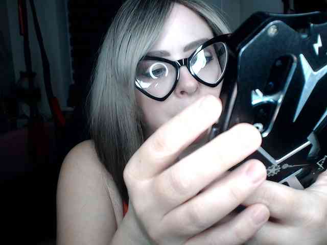 missGODDESS webcam