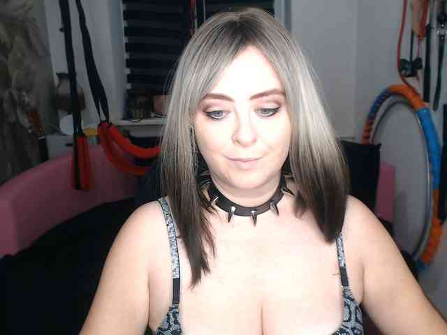 missGODDESS webcam