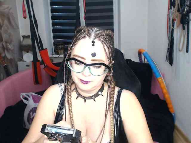 Model: missGODDESS
