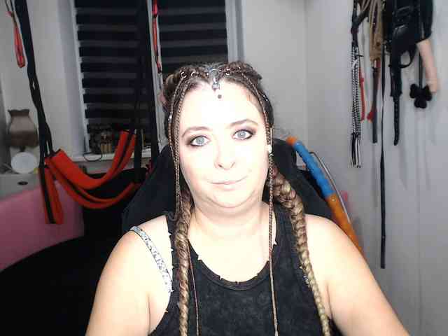 missGODDESS webcam