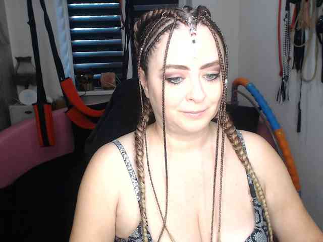 missGODDESS webcam