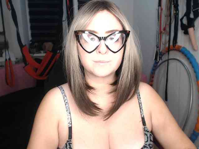 missGODDESS webcam