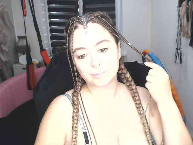 missGODDESS webcam