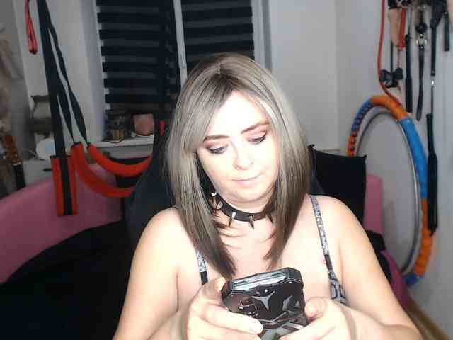 missGODDESS webcam