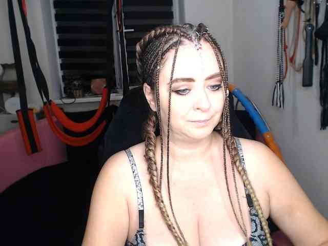 missGODDESS webcam