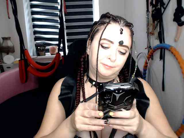 missGODDESS webcam