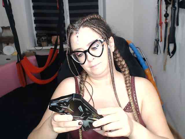 missGODDESS webcam