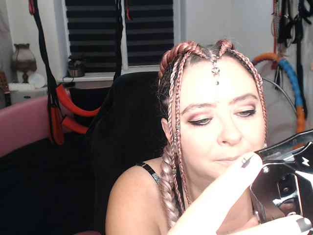 missGODDESS's webcam live show