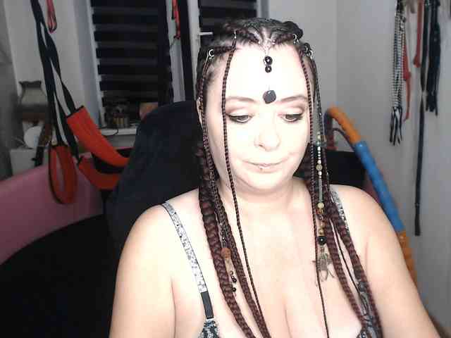 missGODDESS webcam