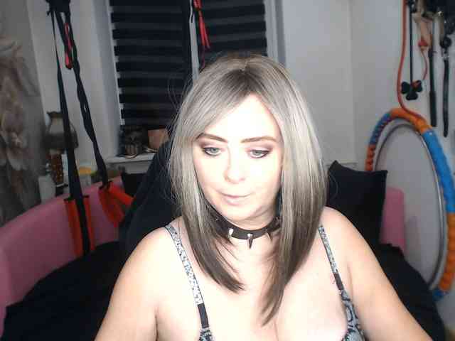 missGODDESS webcam