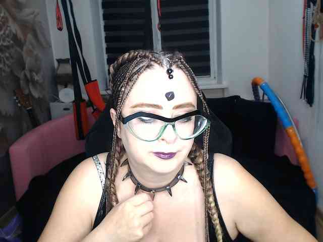 missGODDESS webcam