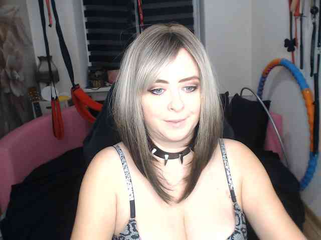 missGODDESS webcam