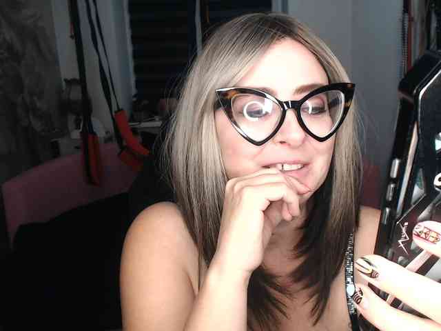 missGODDESS webcam