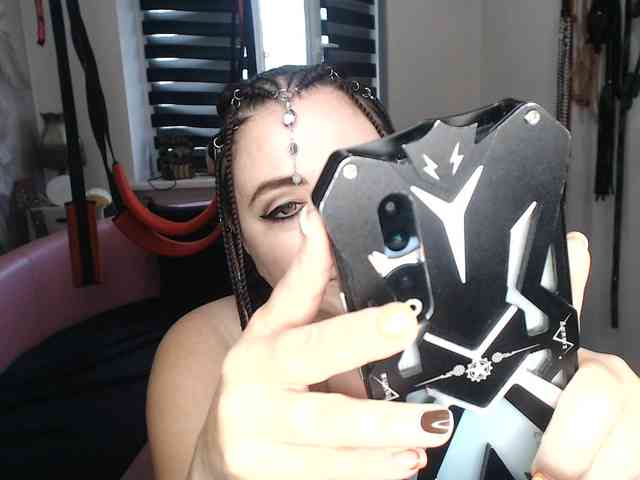 missGODDESS webcam